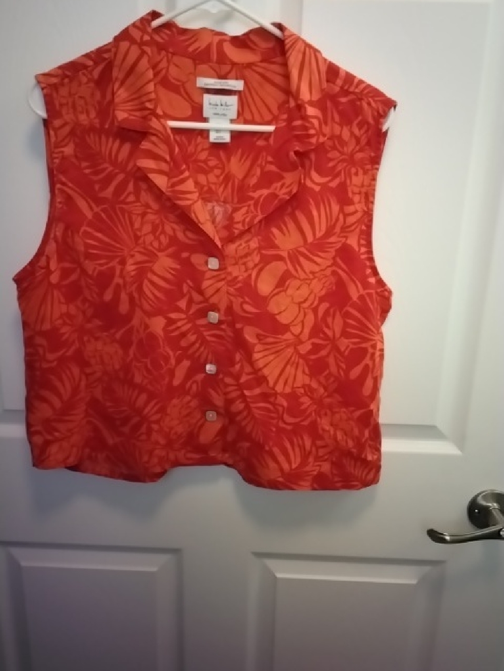 Nicole Miller New York 100% LINEN Sleevelass Top‎ SIZE Lg